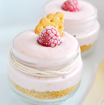 yogurtgriegoframbuesapostressaludablessinhorno